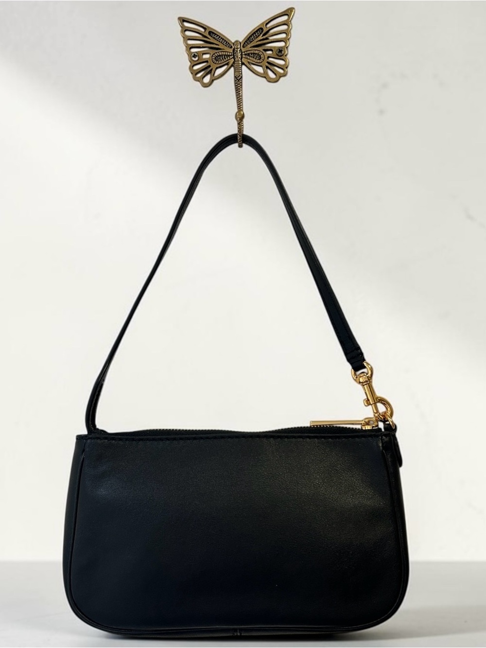 Marc Jacobs City Slick Black Leather Shoulder Bag, Like New Condition - Picture 4 of 8